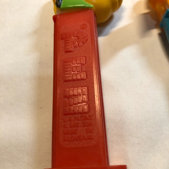 Lot Of 5 Disney Pez Pluto Mickey Tigger Pooh Nemo Slovenia Hungary & China Made - Picture 12 of 16